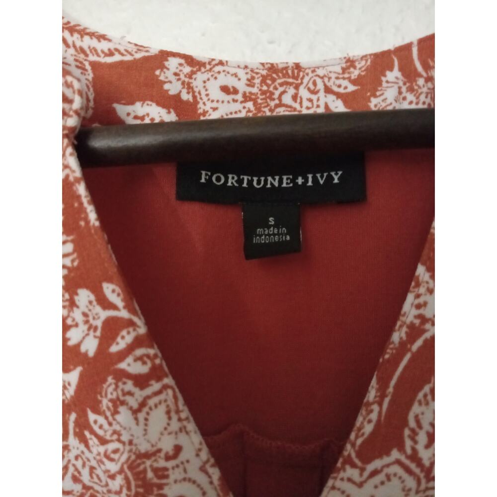 Fortune + Ivy Stitch Fix  Button Detail Mixed Material Top Size Small - Picture 4 of 8